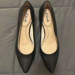 Women’s black Lifestride heels.